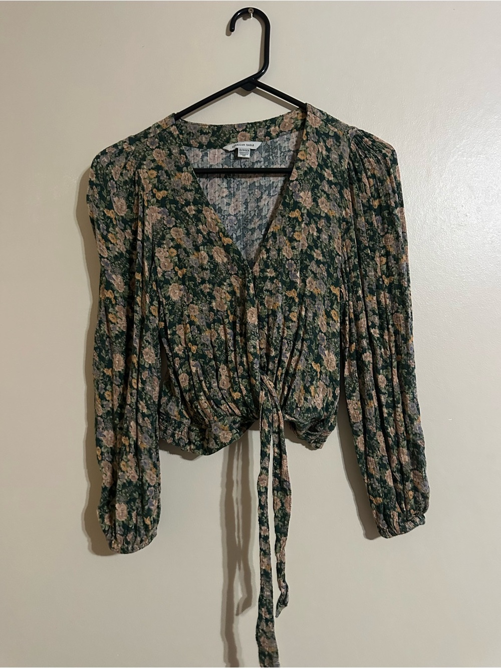 American Eagle Outfitters Dark Green Floral Tie-Waist Blouse
